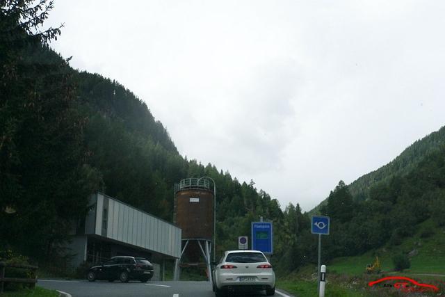 9036 120826 042 Anfahrt Flueelapass