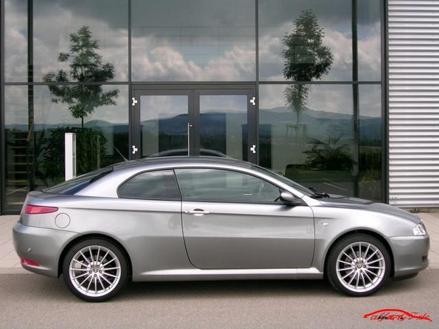 1216 Alfa GT 04