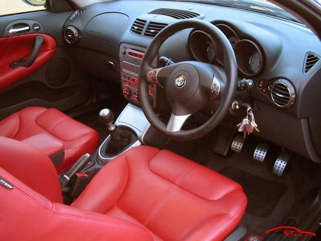 1333 AlfaGT15