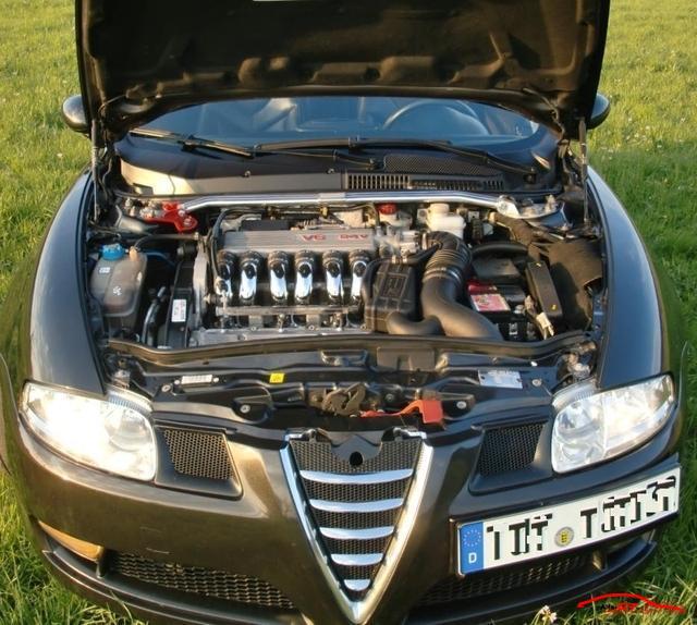 7242 2011.04.14 alfa gt neveuno 004